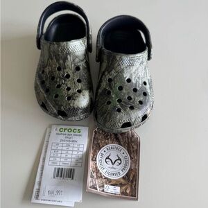 CROCS Kids RealTree Camo Sandals